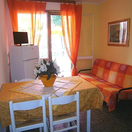 Appartamento In 24576